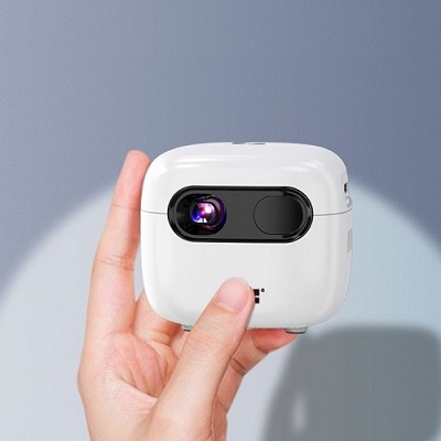 新製品情報】手のひらサイズのスマート・プロジェクター「CUBE」を発売