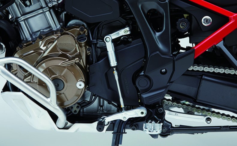 純正アクセサリー・カスタマイズパーツ/電装アイテム/クイックシフター