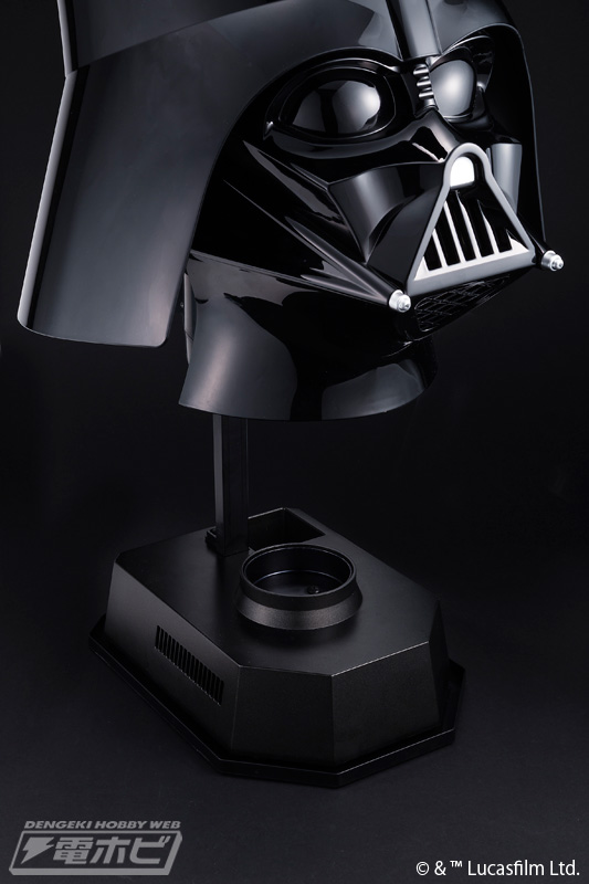 スター・ウォーズの等身大マスク保冷庫 家電なのにこだわったその造形