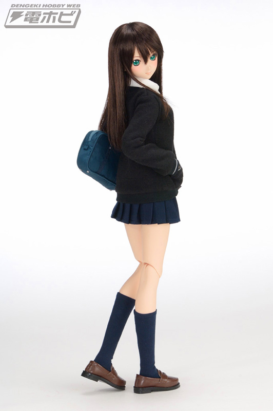 アイドルマスター シンデレラガールズ』渋谷凛が制服姿でボークス