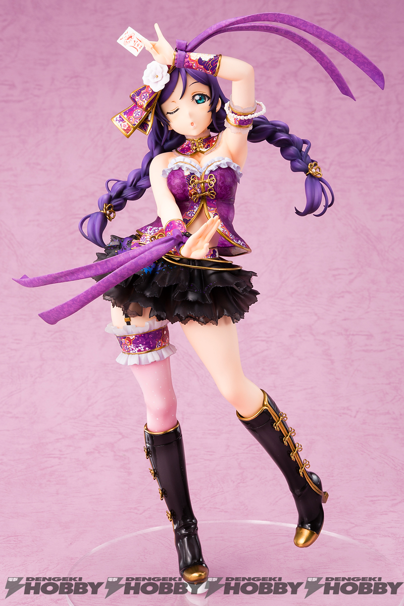 スクフェス』東條希の大胆セクシーなフィギュアを電撃ホビーウェブの