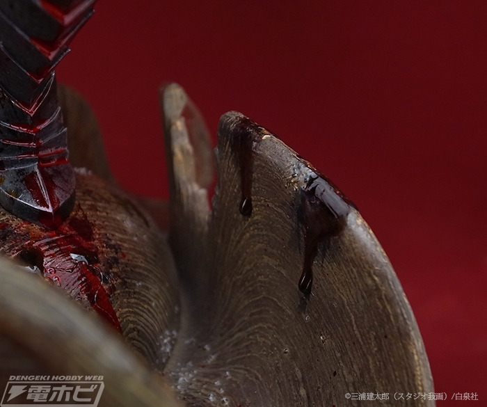 ベルセルク』流れ落ちる立体的な血のりで圧倒的存在感を放つ狂戦士