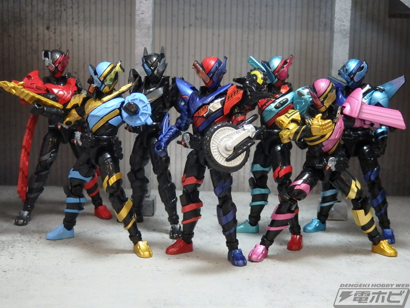 食玩「創動 仮面ライダービルドBUILD11」にサメバイクフォームが参戦