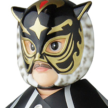 世界の獣神サンダー・ライガーとスーパータイガーがソフビシリーズ