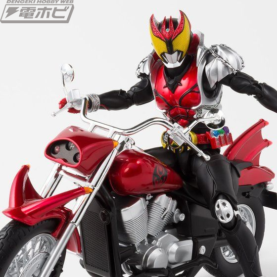 仮面ライダーキバ』平成ライダーのなかでも異色なクルーザー型バイクを