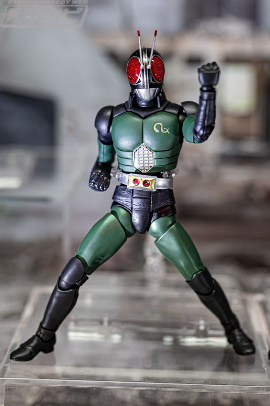 S.H.Figuarts（真骨彫製法）」仮面ライダーBLACK RXが初展示！V3と