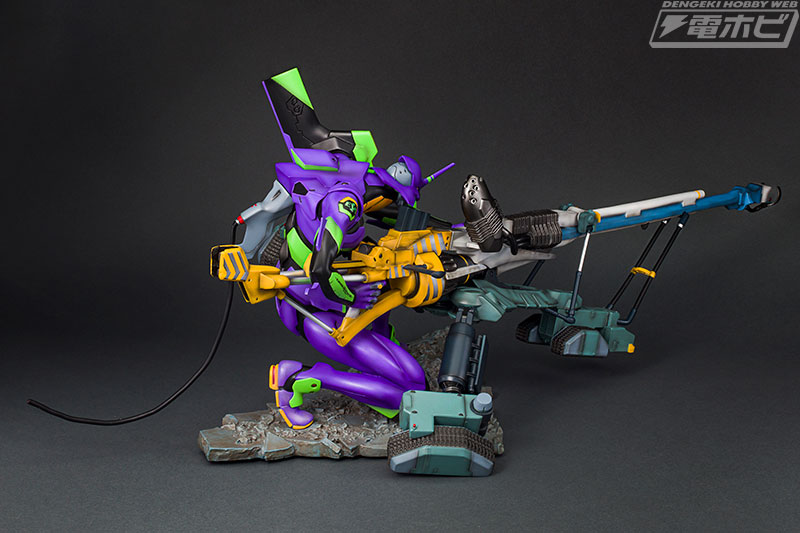 谷明氏による特大エヴァンゲリオン初号機の商品化がついに実現