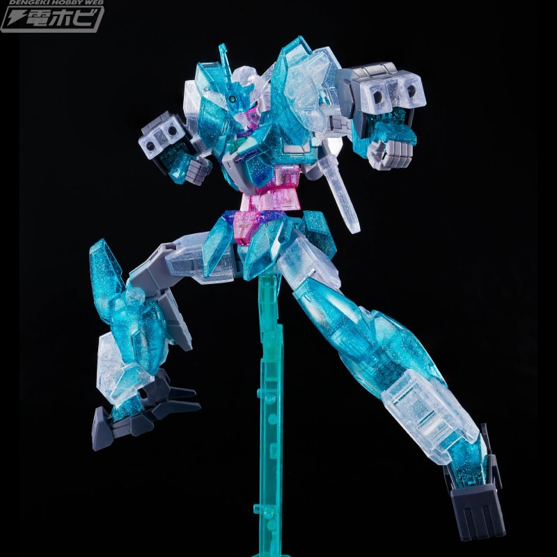 パッケージは『閃光のハサウェイ』の特別仕様！ガンプラ「RG νガンダム