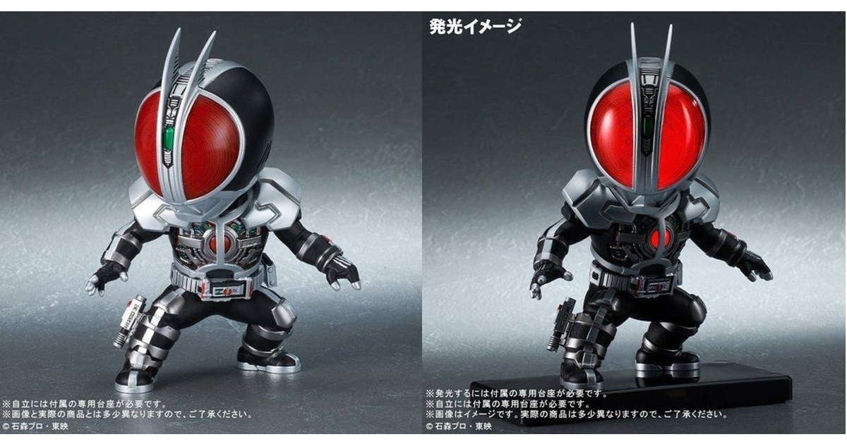 仮面ライダーファイズ』アクセルフォームがリアルなデフォルメ