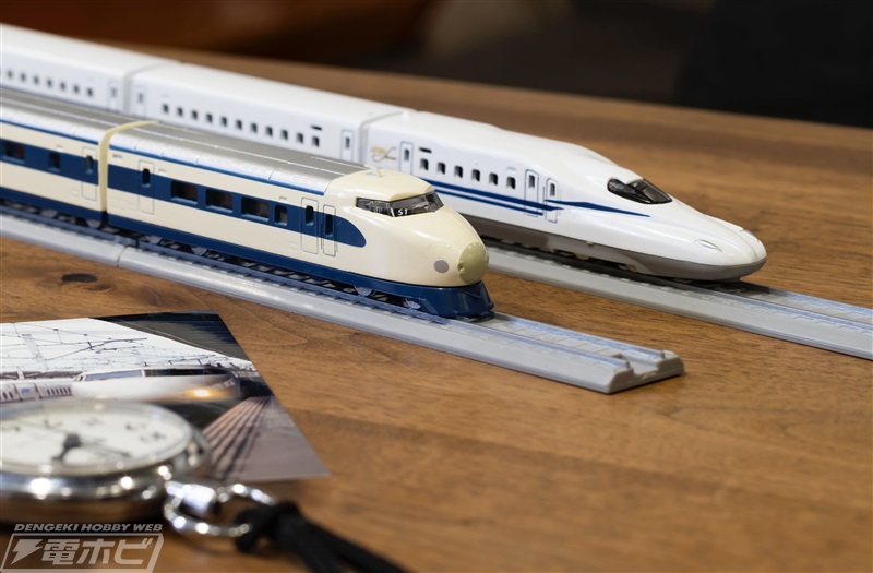 Nゲージサイズの0系やE5系新幹線が鉄道模型「リビングトレイン