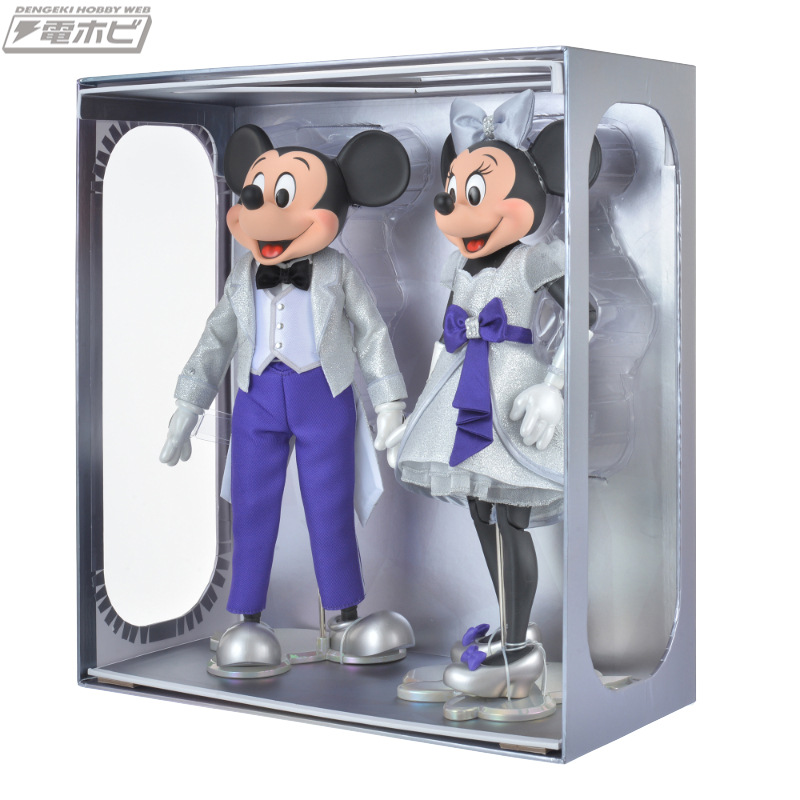 Disney100の新コレクション「Disney100 Platinum Celebration Finale