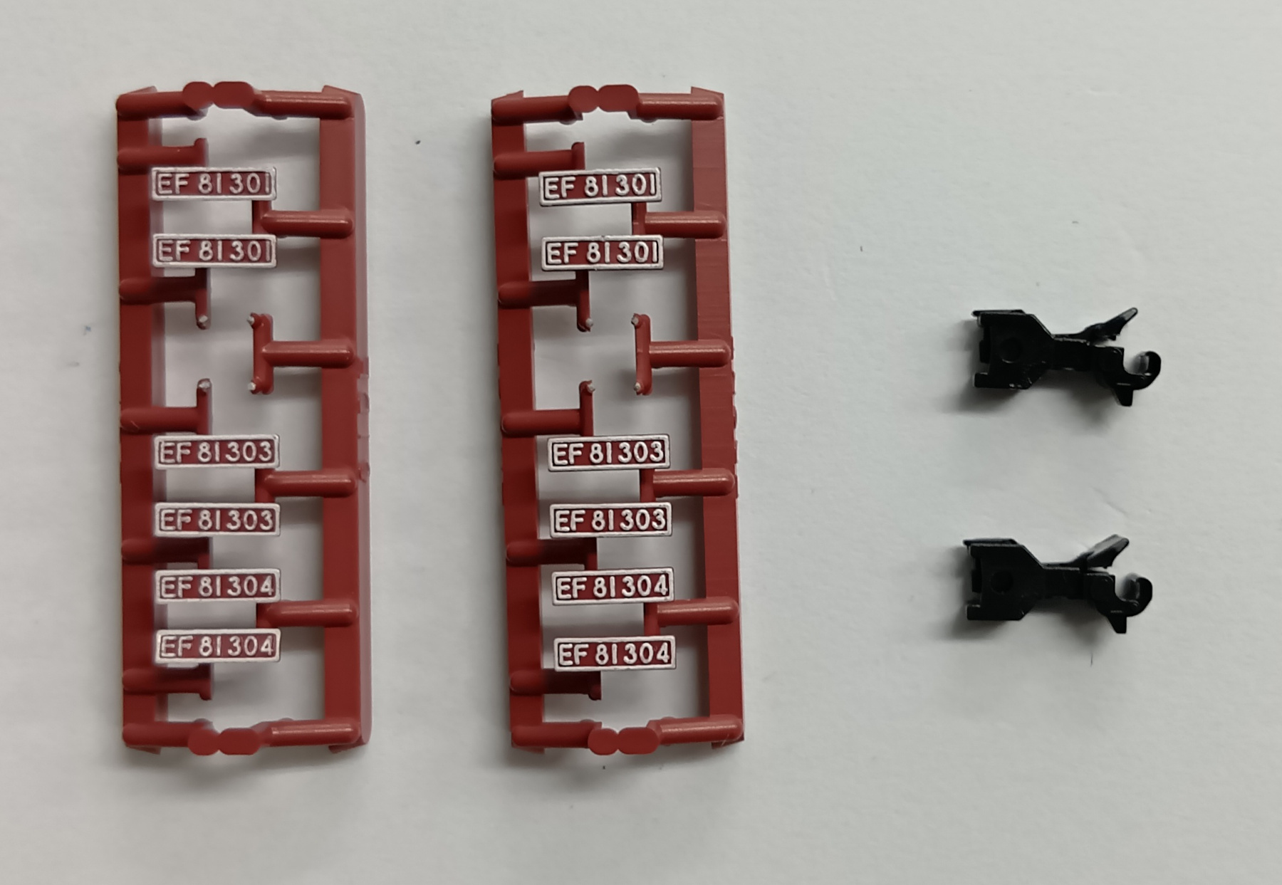 公式]鉄道模型(3067-2EF81 300 ローズピンク 塗装タイプ)商品詳細