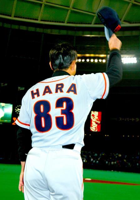 巨人】原新監督、背番号は「83」異例の由伸監督同席で23日就任会見