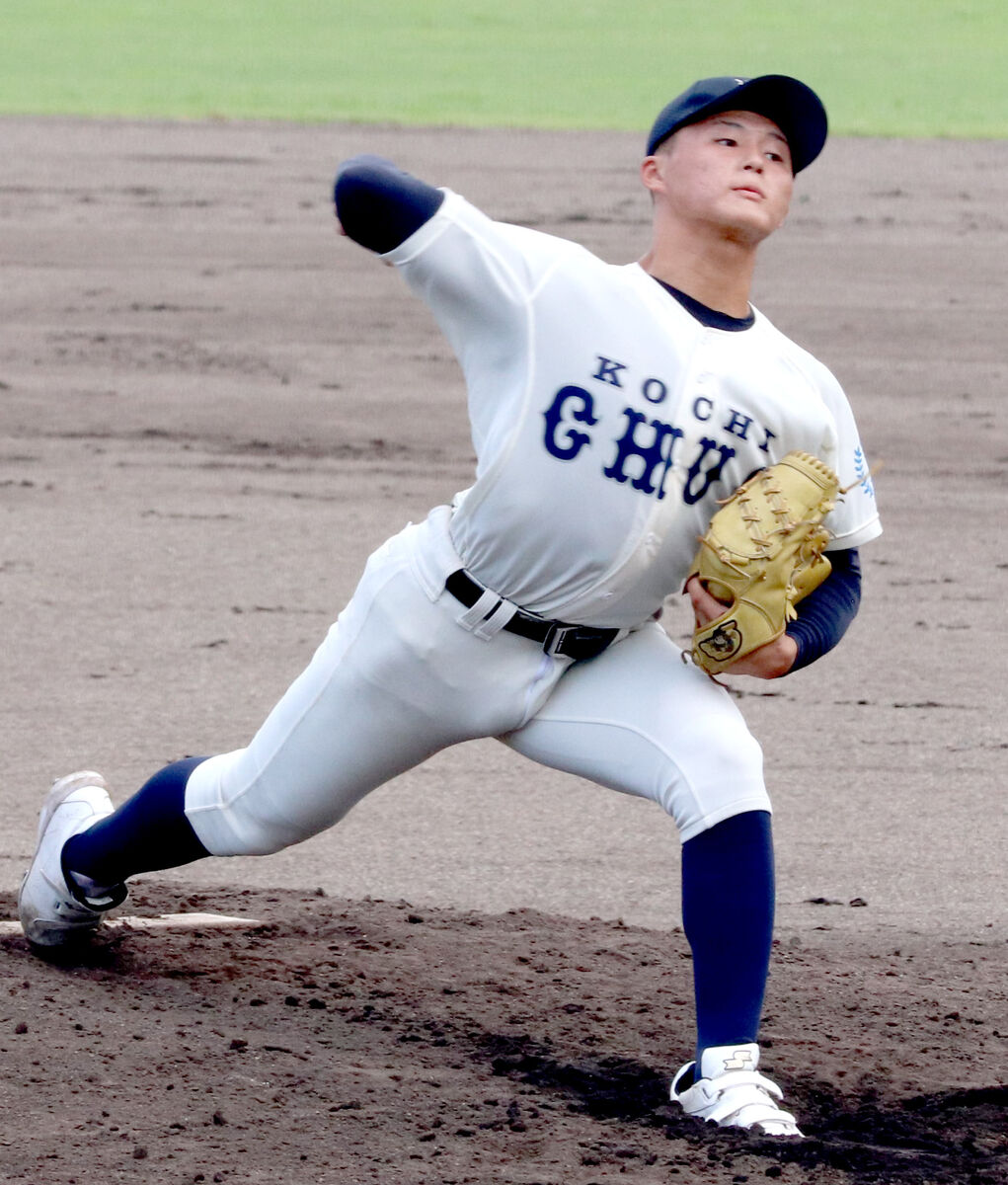 高校野球】高知中央2年ぶり聖地 2年生右腕・堅田徠可が自己最速8