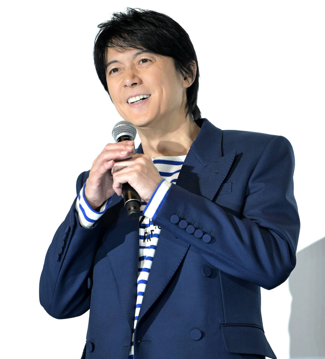 福山雅治、ライブフィルムに弾き語り一発撮りのボーナストラック収録