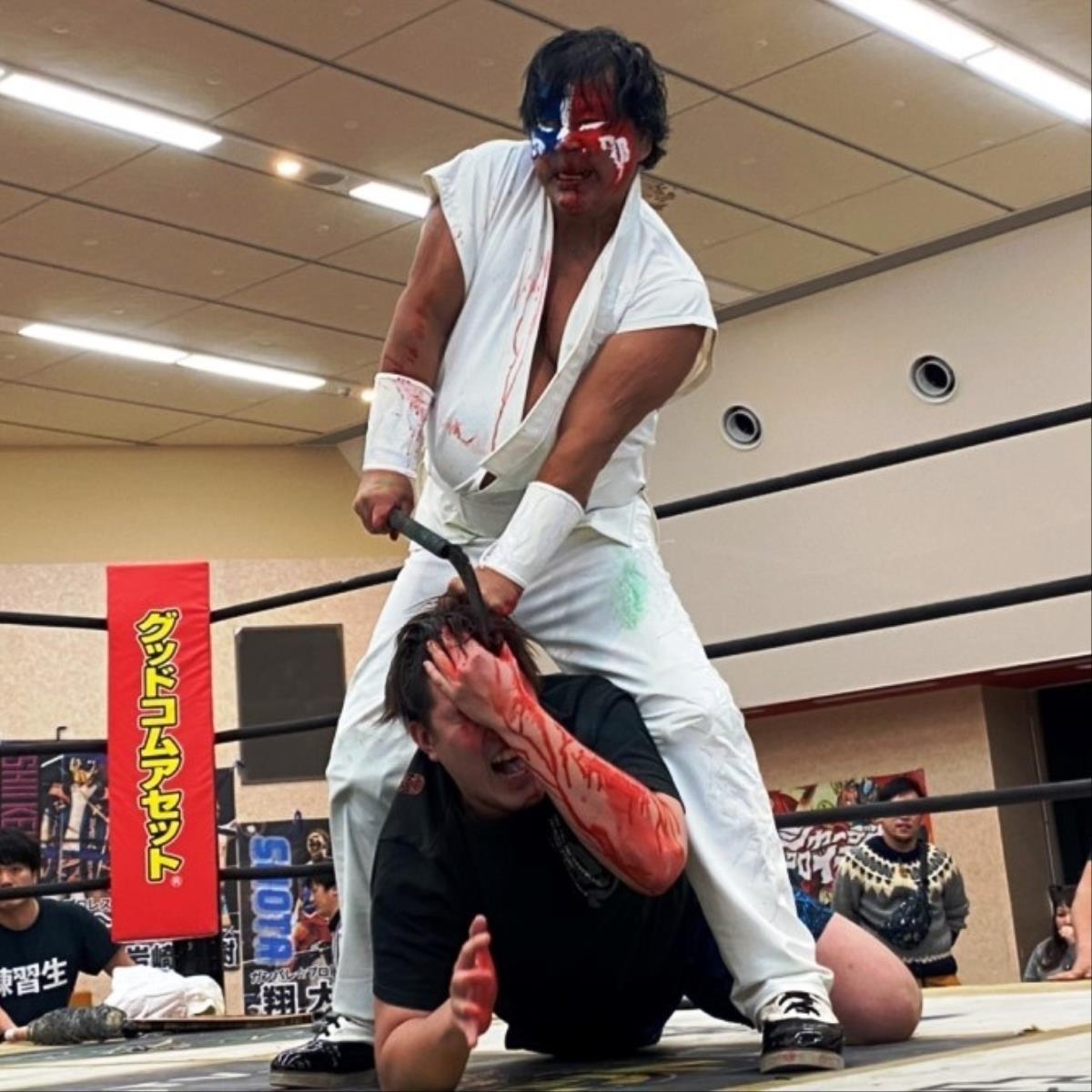 大仁田の化身グレート・ニタが2年5か月ぶりリング復帰…標的は大鵬の