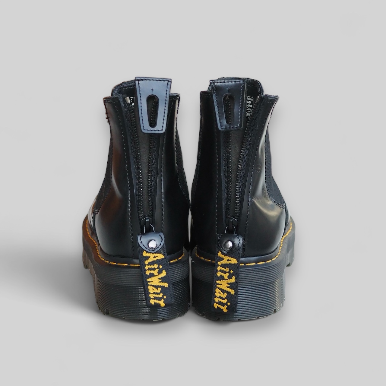 Dr.Martens(ドクターマーチン) 2976 QUAD サイドゴアブーツのバック