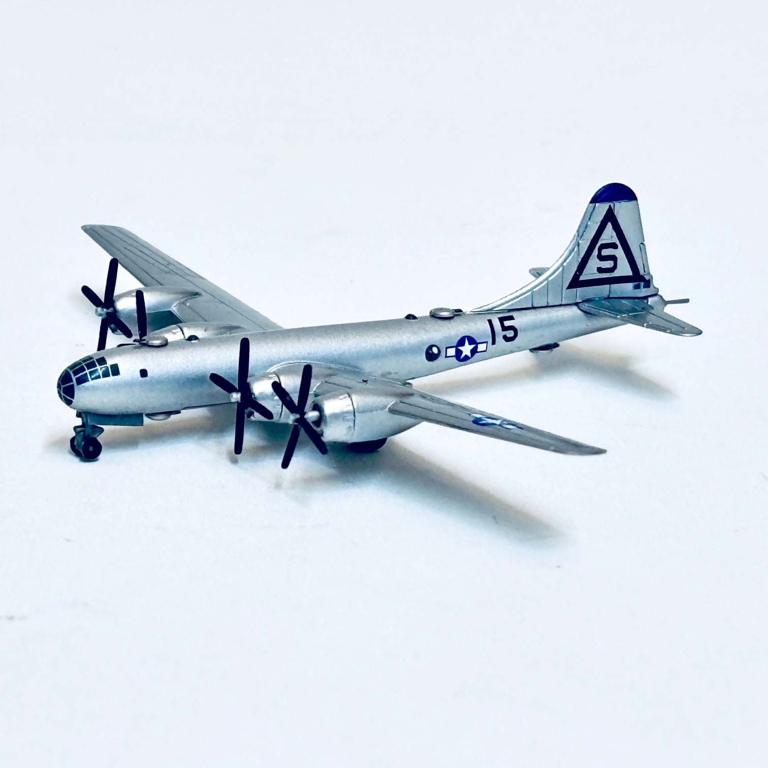 Dragon Wings 1/400 USAF Boeing B-29 Superfortress Wichita Witch