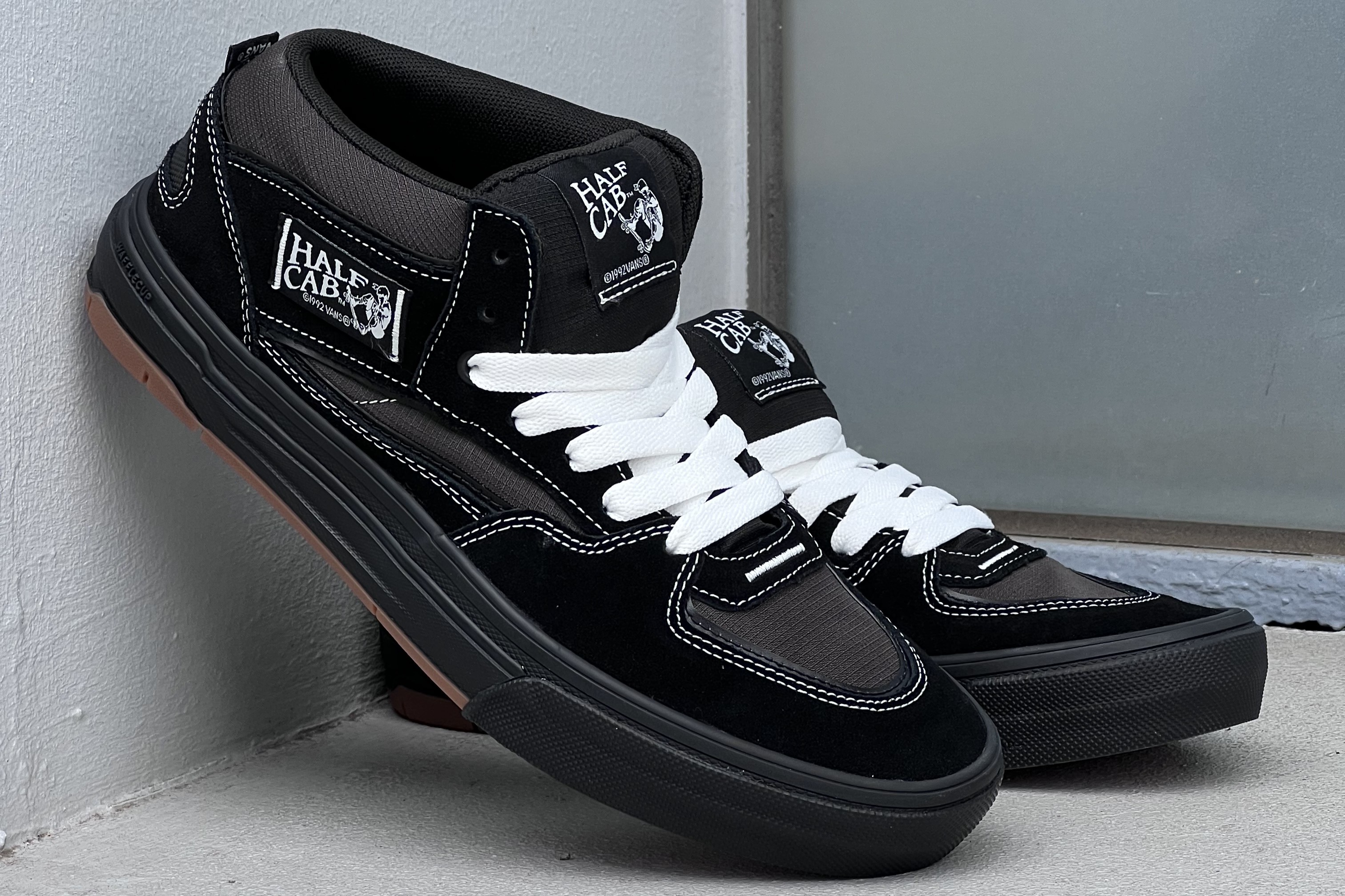 VANS1001-5.jpg
