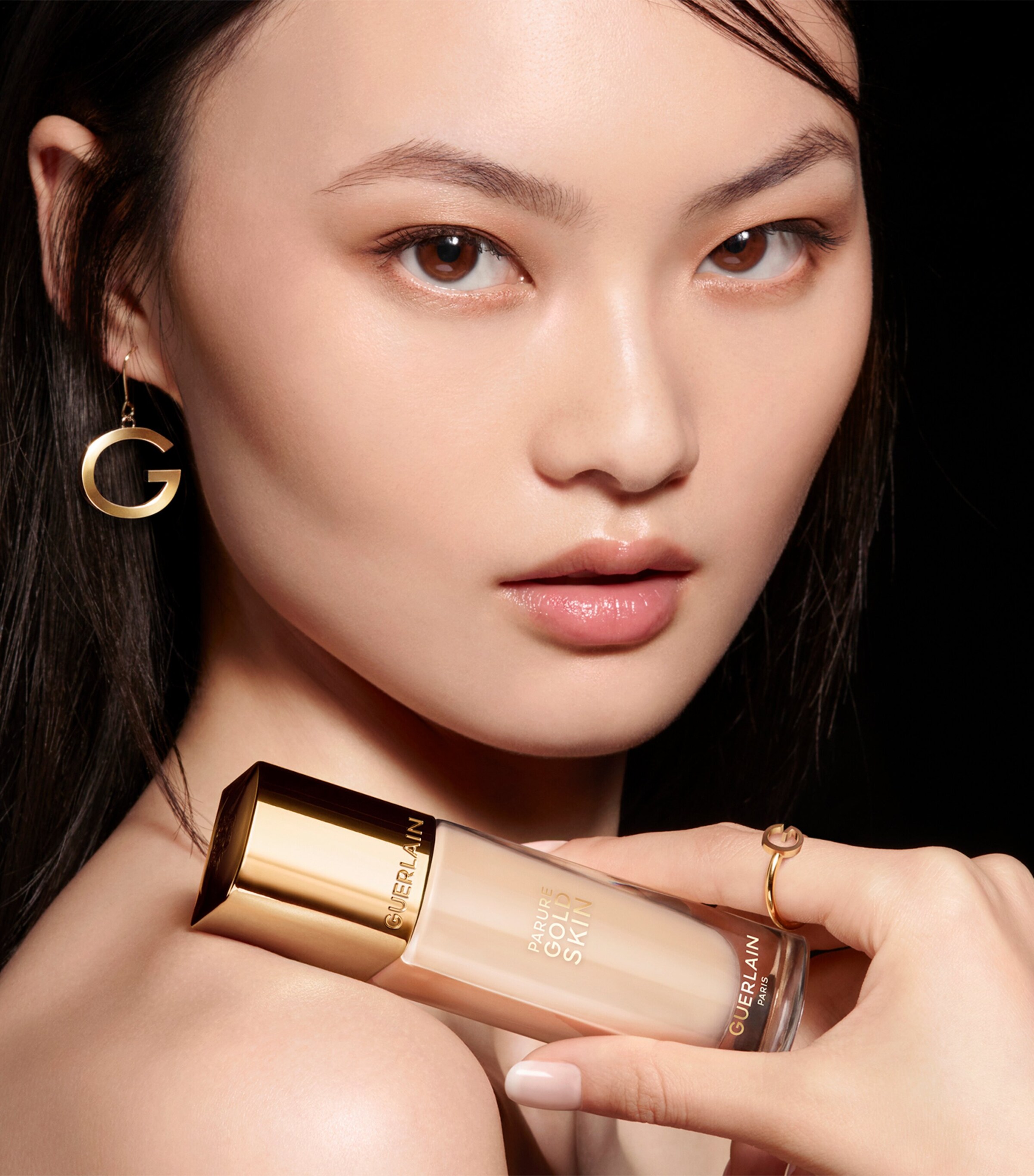 Guerlain Parure Gold Skin Rejuvenating Radiance Foundation