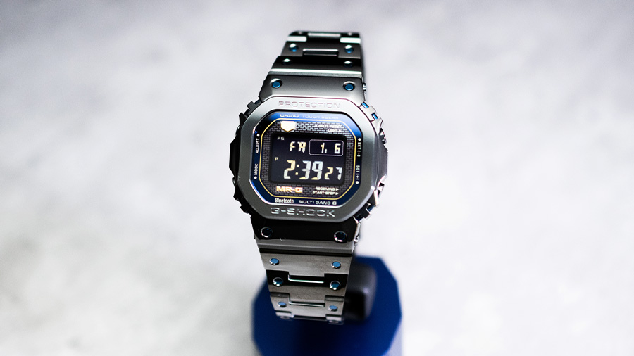 Gショック MR-G B5000BA-1JR】静かなる強さ「青墨」を表現したブルーの