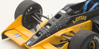 オートアート 88726 1/18 ロータス 99T ホンダ F1 日本GP 1987 #11