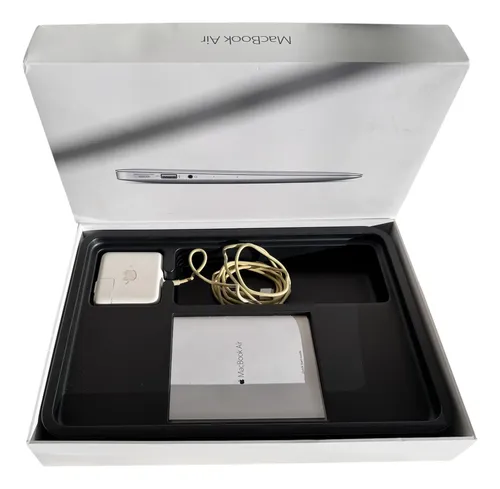 Macbook Air (11-inch, Early 2015) Prateado | Parcelamento sem juros