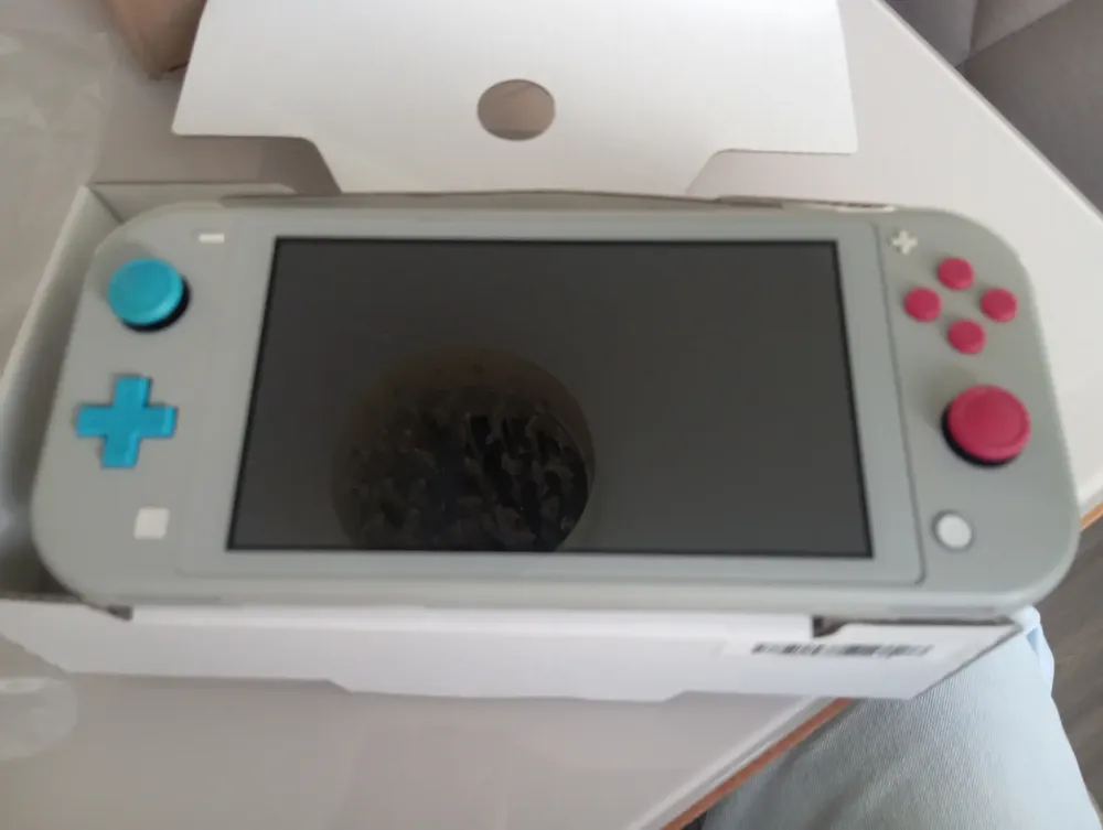 Nintendo Switch Lite 32GB Zacian and Zamazenta Edition cor gray y