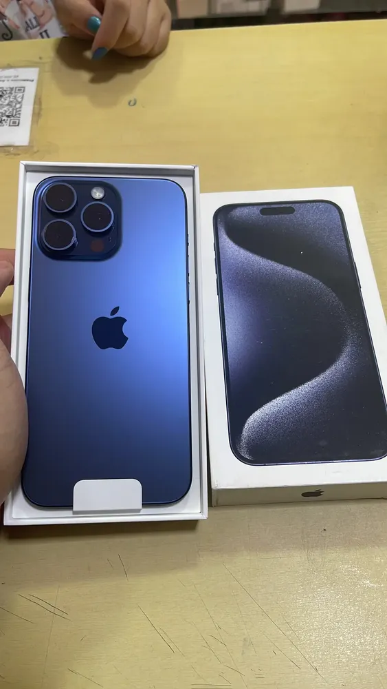 Apple iPhone 15 Pro Max (256 GB) - Titânio Preto | Frete grátis