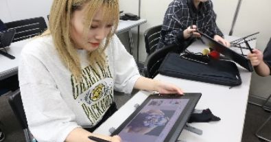 イラスト専門校(教室)でプロを目指す｜夜間の専門校ならヒューマン