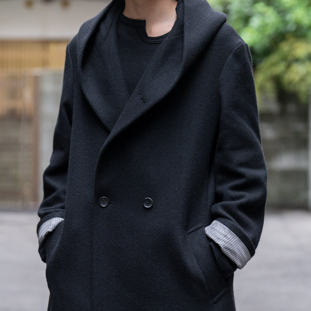 YOHJI YAMAMOTO “もうダメねあたしたち” 刺繍コート | HUES 福岡