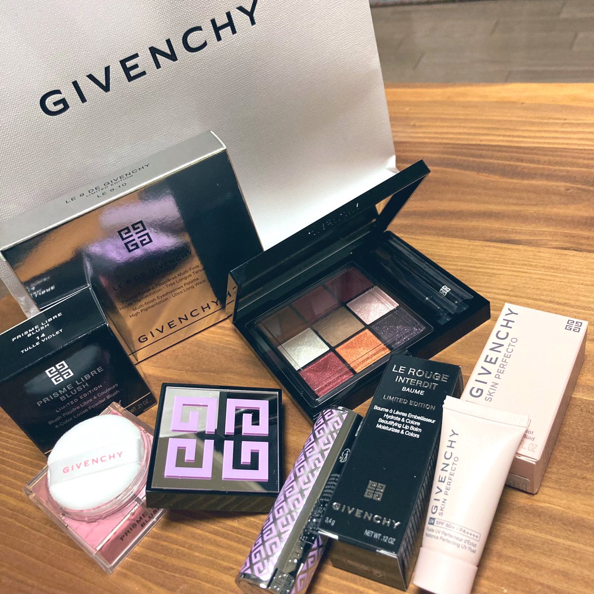 ジバンシイ福袋[2026]は絶対に買うべき！運命のアイテムがあなたを待っ