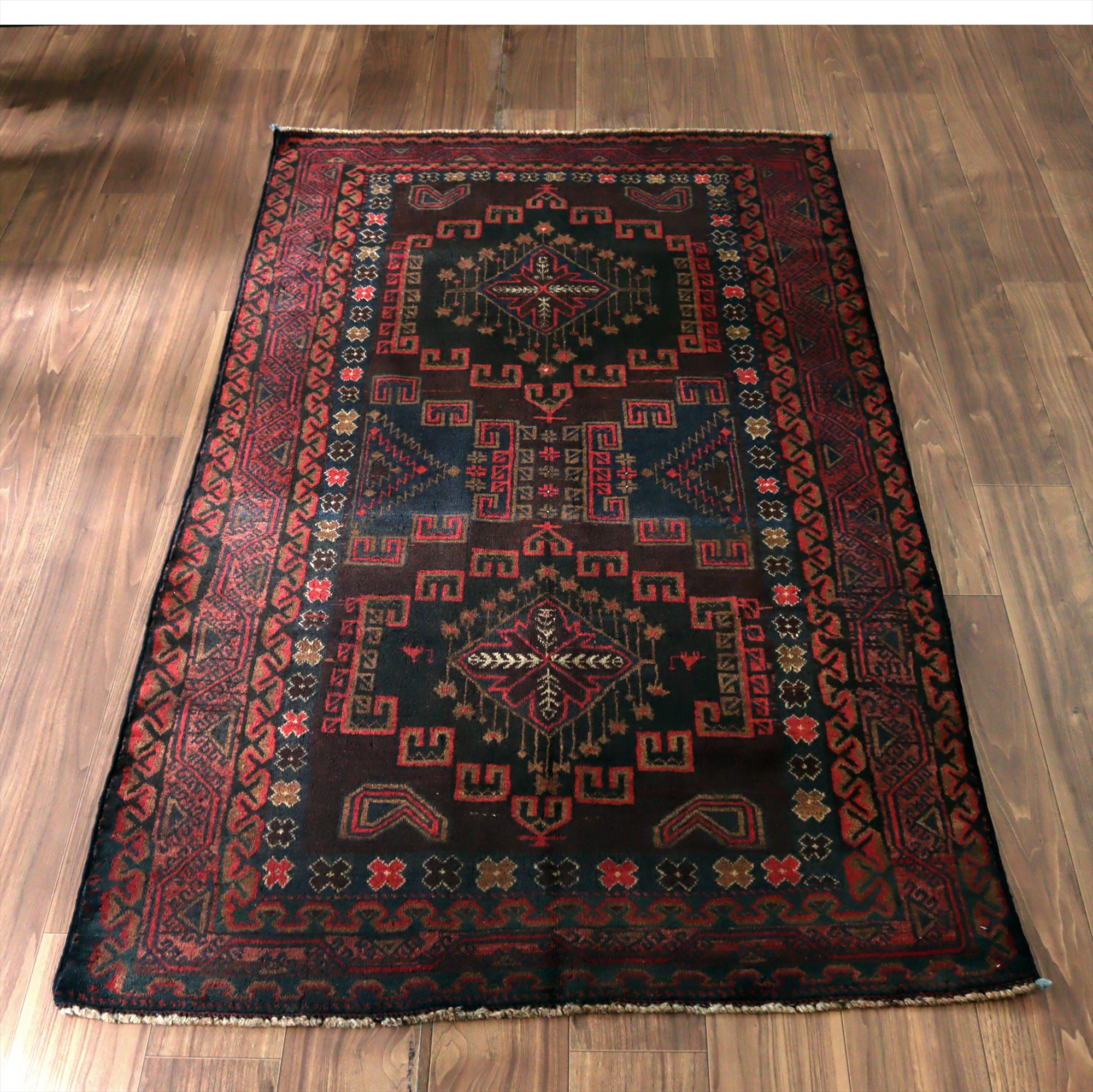 バルーチ族の絨毯196×111cm 2つのメダリオン / ガラタバザール