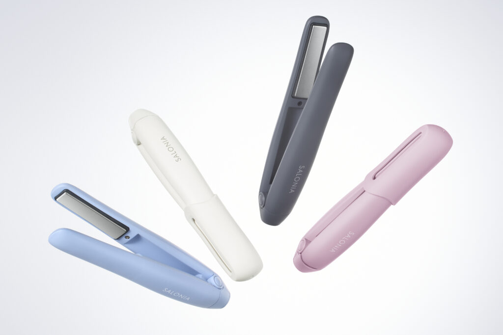 SALONIAからスマホ充電ができる「コードレス ストレートヘアアイロン