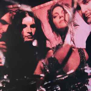 Sharon Van Etten & The Attachment Theory – Sharon Van Etten & The