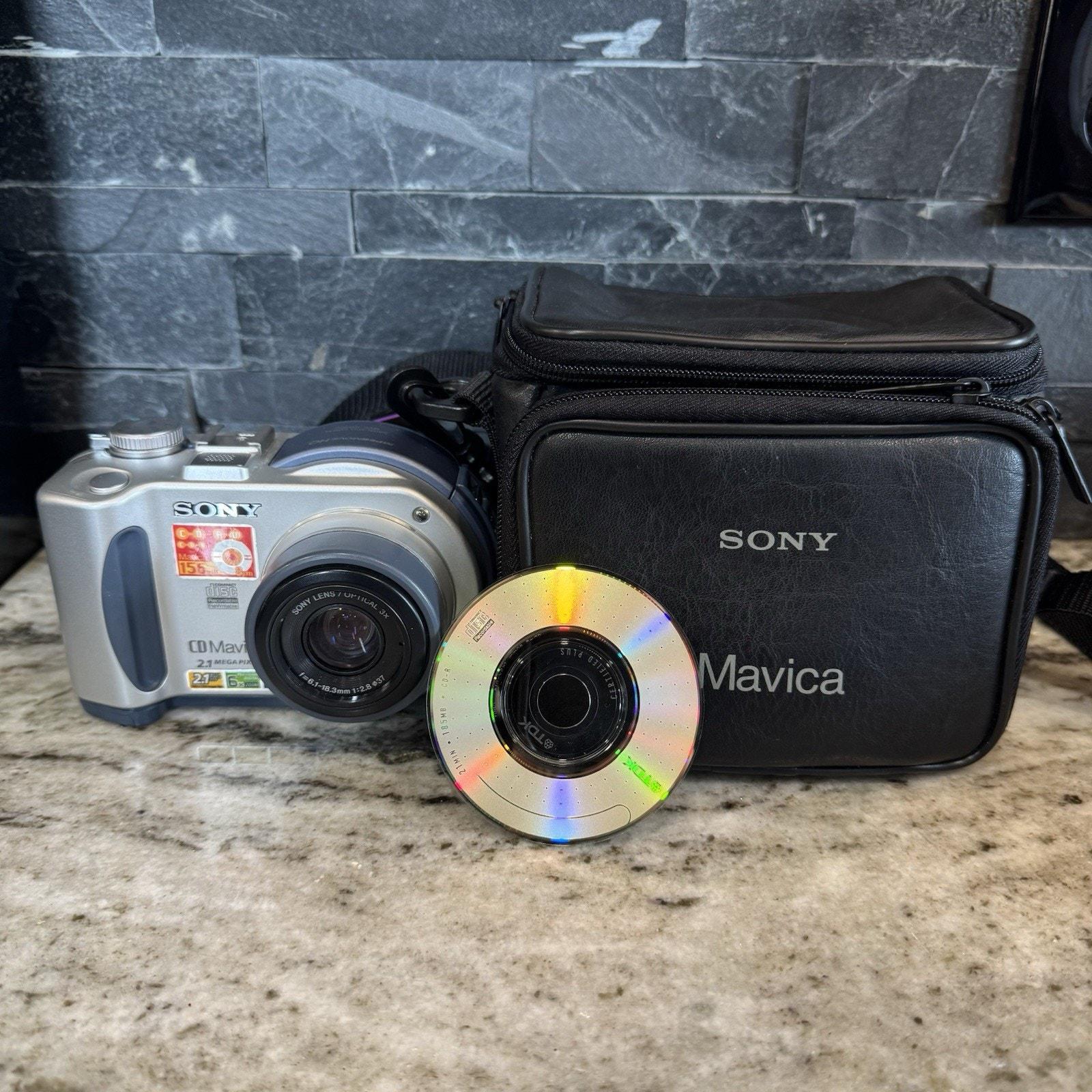 Sony Mavica MVC-CD200 2.1MP Digital Camera - Silver-complete