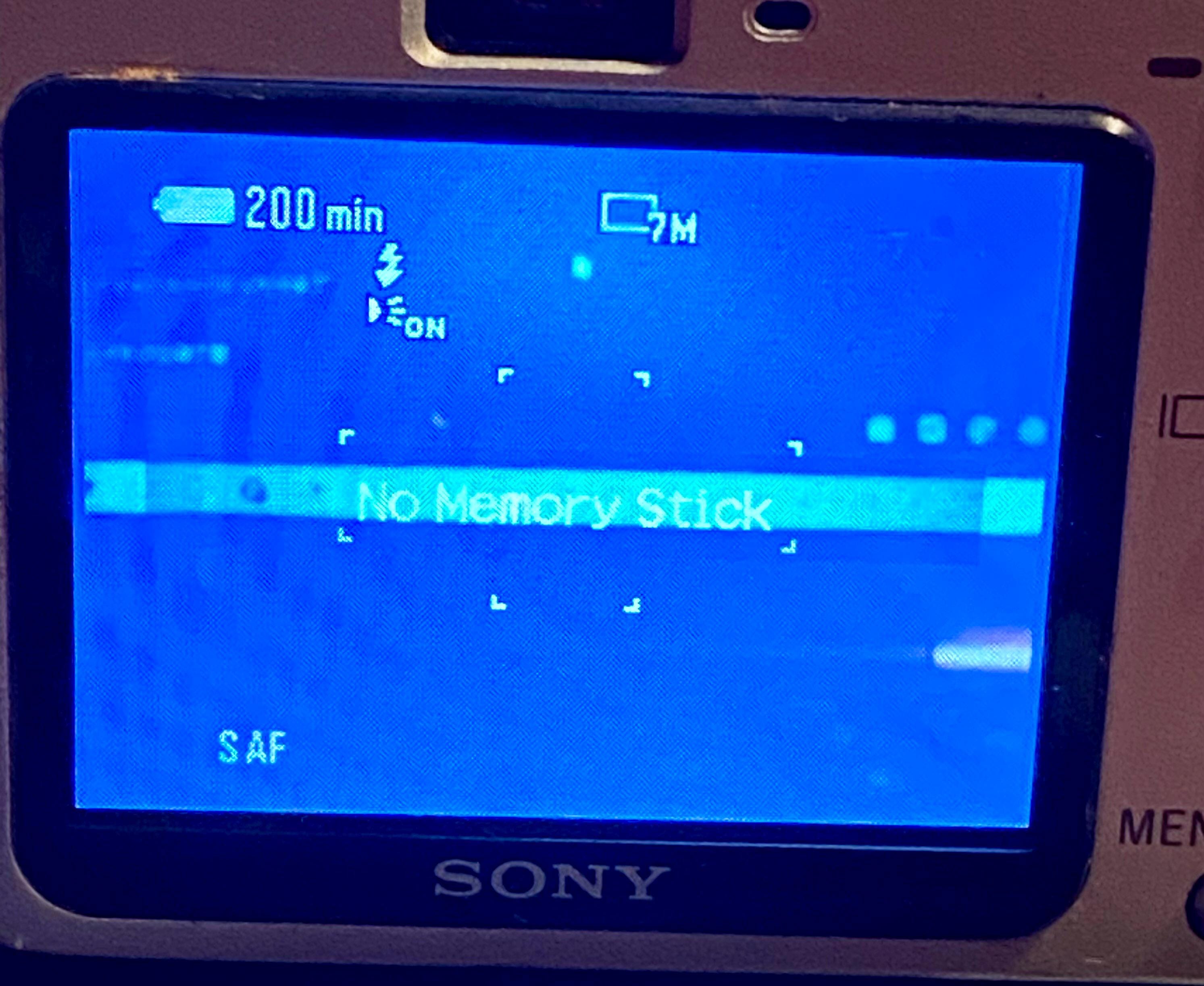 Sony infoLITHIUM Rシリーズ NP-FR1 カメラバッテリー - リチウム