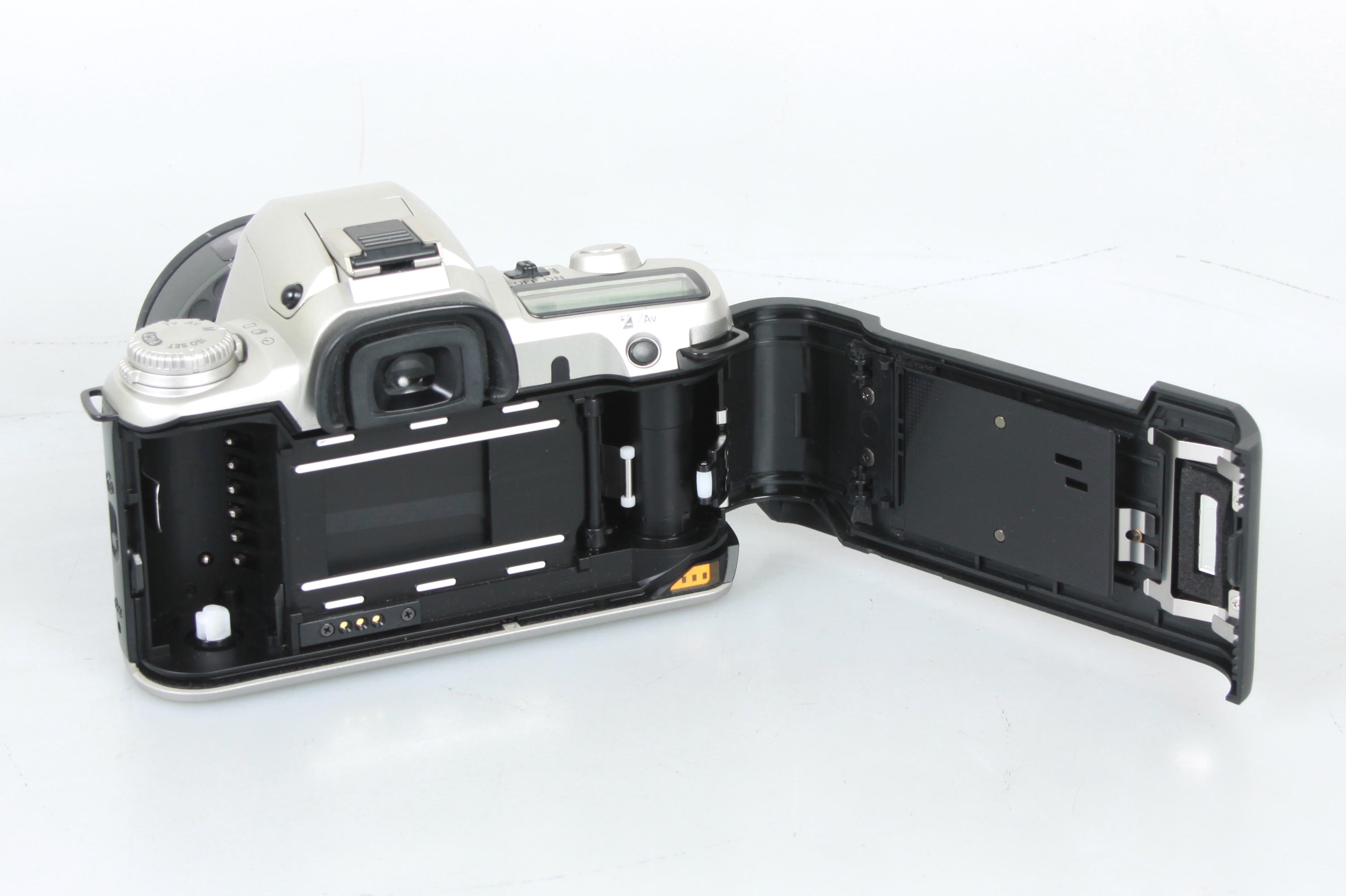 ペンタックス ZX-50 35 mm 一眼レフフィルムカメラ & 35-80 mm ズーム