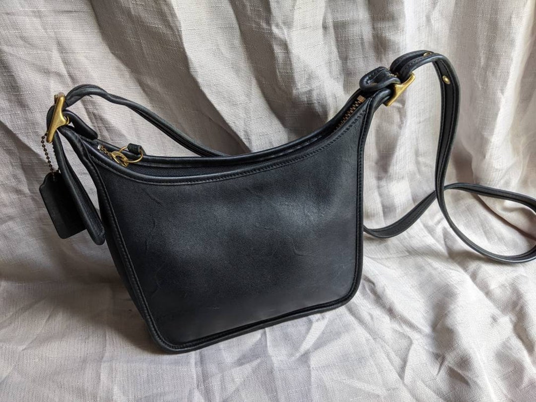 Vintage Coach 9950 Janice Legacy Black Leather Crossbody Handbag