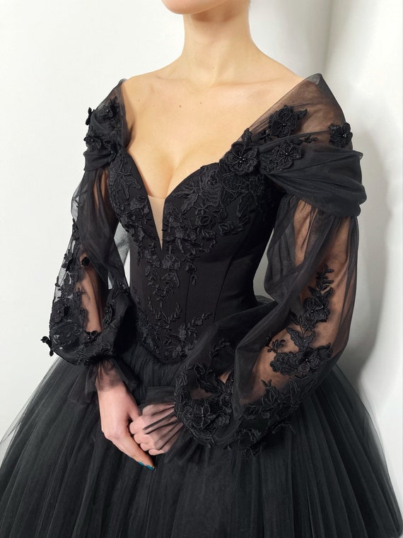 Black Vintage Style Gothic Floral Wedding Dress, 3D Flower Tulle