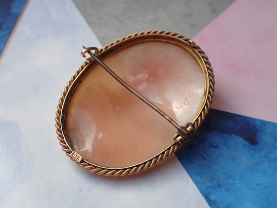 アンティーク 9 カラット ゴールド 彫刻シェル ダイアナ / アルテミス