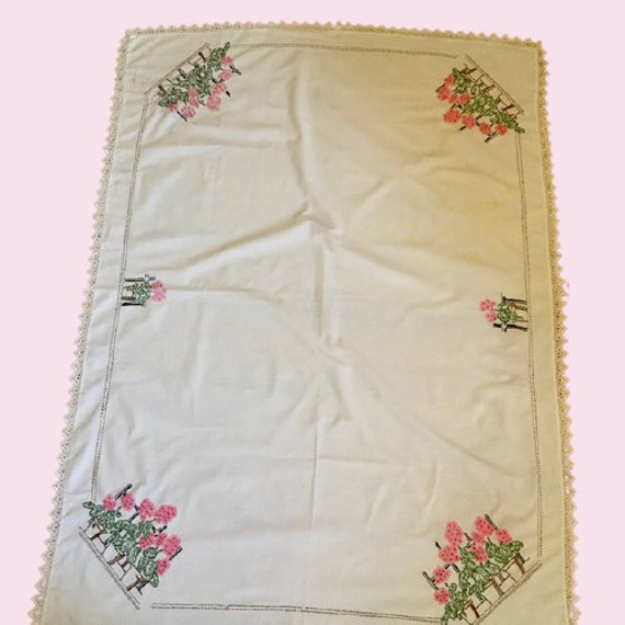 ヴィンテージ テーブルクロス 手刺繍 ピンク 花 長方形 - Etsy 日本