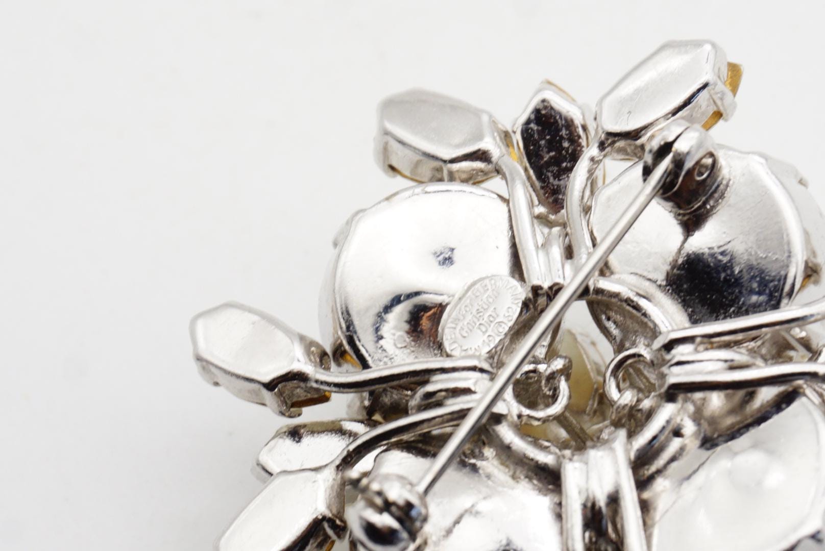 クリスチャン・ディオール ヴィンテージ 1962 ホワイト ラウンド