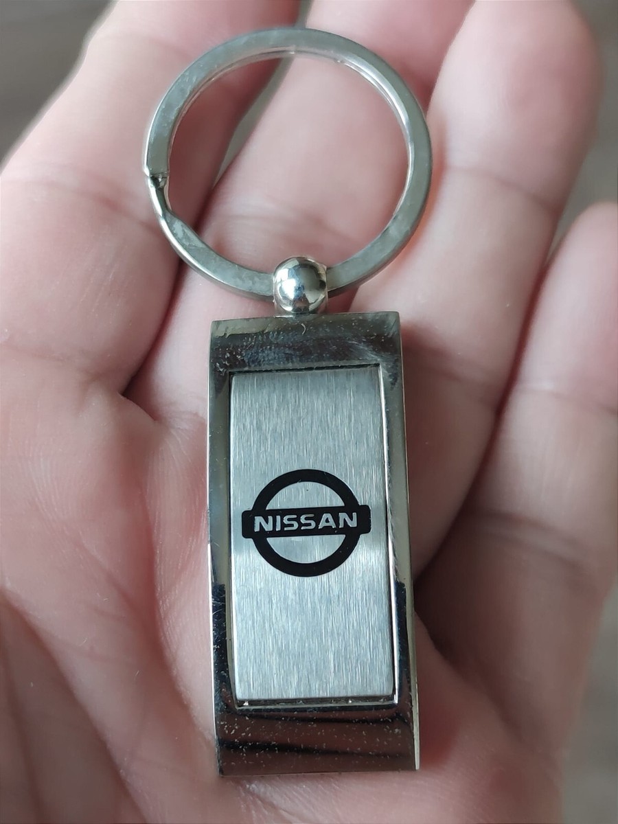 🔴NISSAN - Japanese Famous Car Company -well made vintage keychain