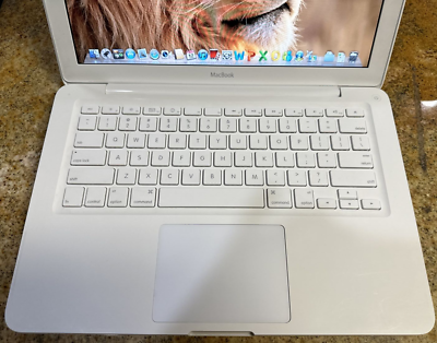 Apple Macbook 13 A1342 White Unibody 2.26GHz 128GB SSD 2GB High