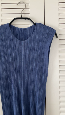 ISSEY MIYAKE Pleats Please Sleeveless Top Indigo Blue Size 3 from
