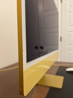 Apple iMac M1 24'' 2021 4.5K 8GB RAM 256GB SSD 8-Core CPU 8-Core