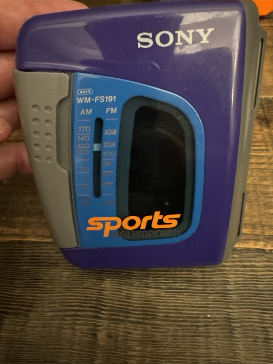 Sony Sports Walkman WM-FS191 FM/AM Radio Cassette Purple Tested