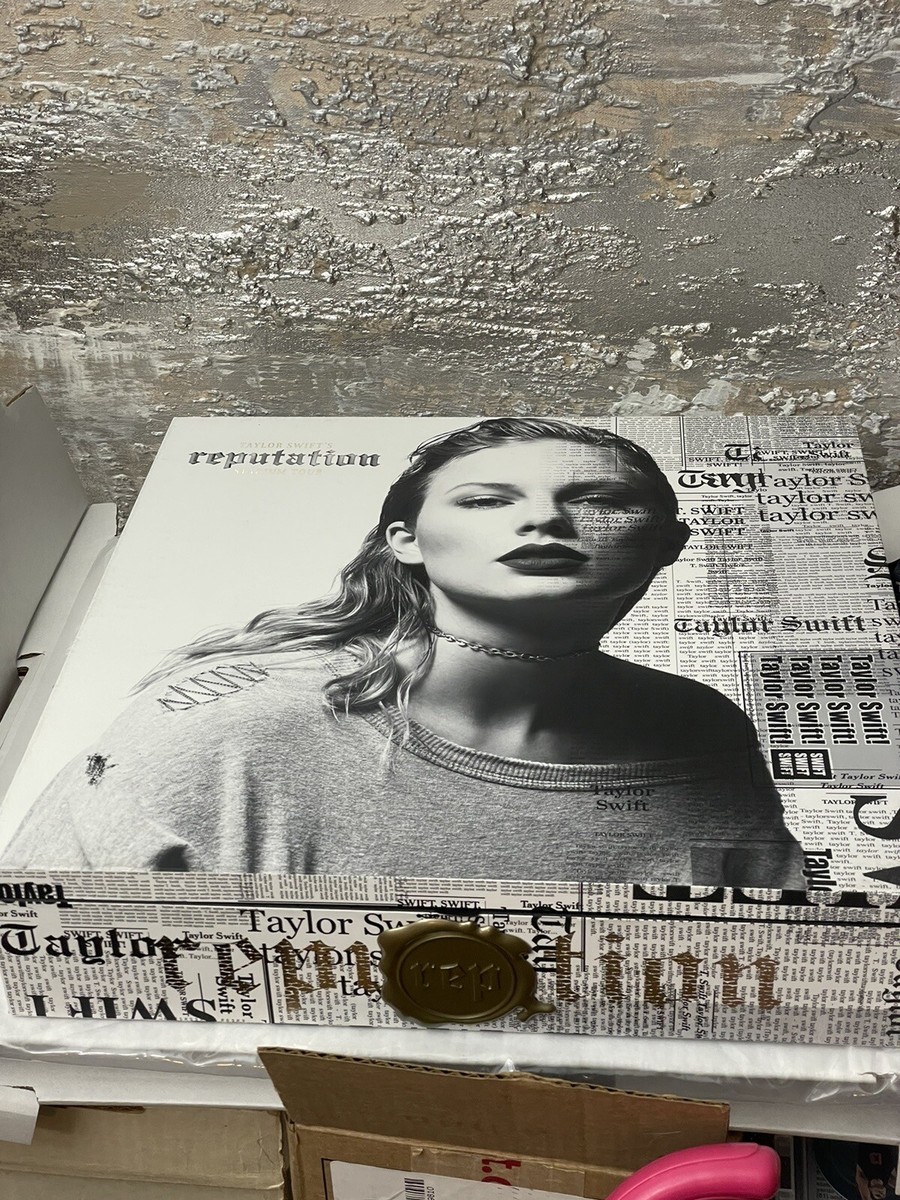 Taylor Swift Reputation Stadium Concert Tour VIP Box -Complete | eBay