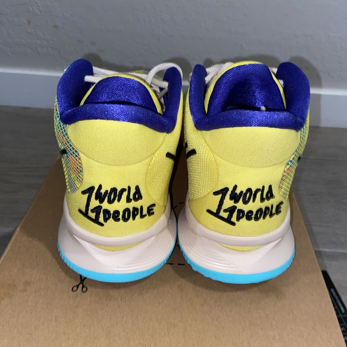 Nike Kyrie 7 1 World 1 People Yellow Strike CQ9326-700 Mens Sz 7